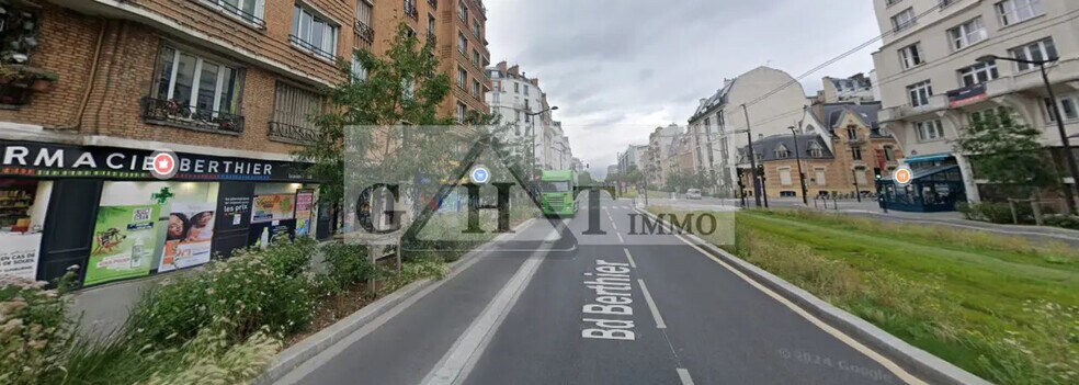 Local commercial dans Paris à louer - Photo de l’immeuble – Image 3 sur 4