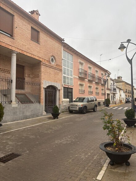 Immeuble residentiel dans Villaluenga de la Sagra, Toledo à vendre - Photo intérieure – Image 2 sur 3