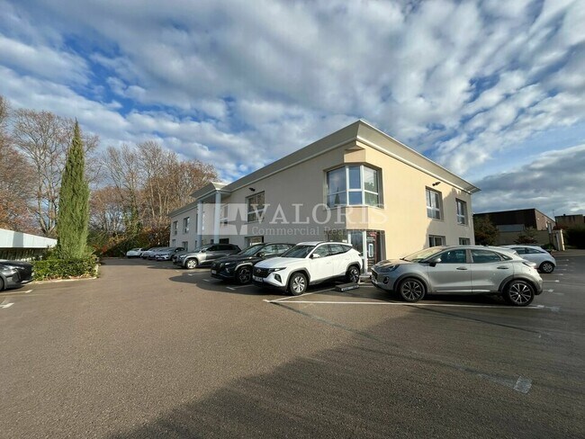Plus de détails pour 21 Avenue Lamartine, Les Pennes-Mirabeau - Bureau à louer