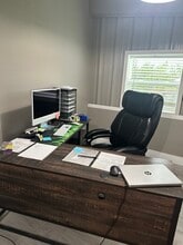 6304 Tropicaire Blvd, North Port, FL à louer Photo intérieure– Image 2 sur 6