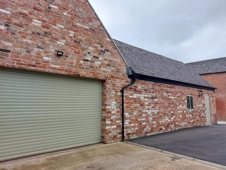 16 Mill St, Melton Mowbray à louer - Photo de l’immeuble – Image 2 sur 14