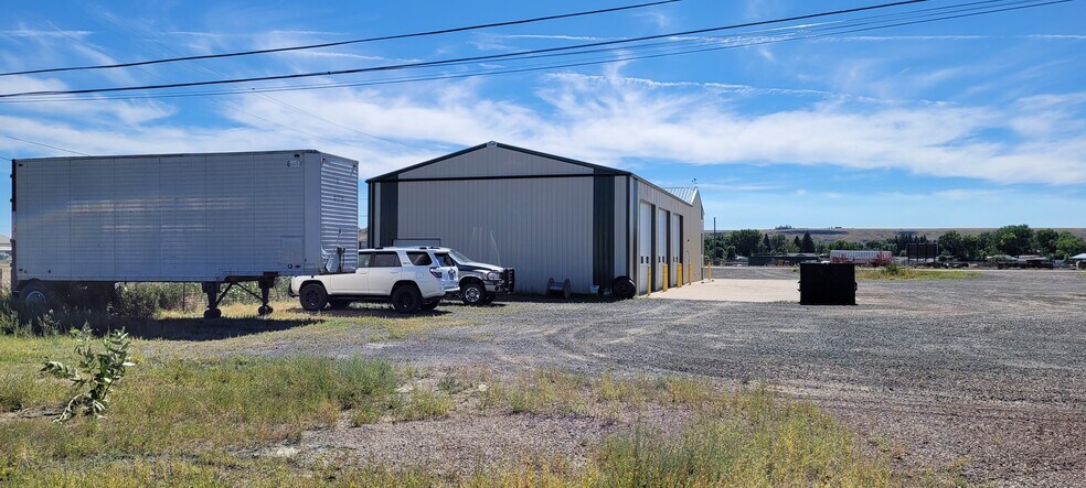 3101 Vaughn Rd, Great Falls, MT à vendre - Photo de l’immeuble – Image 3 sur 85
