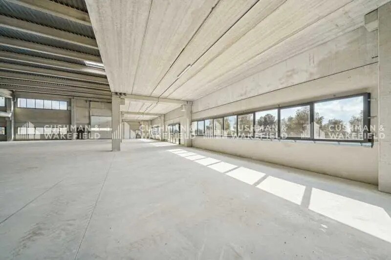 580 Avenue Du Serpolet, La Ciotat à louer - Photo de l’immeuble – Image 2 sur 7
