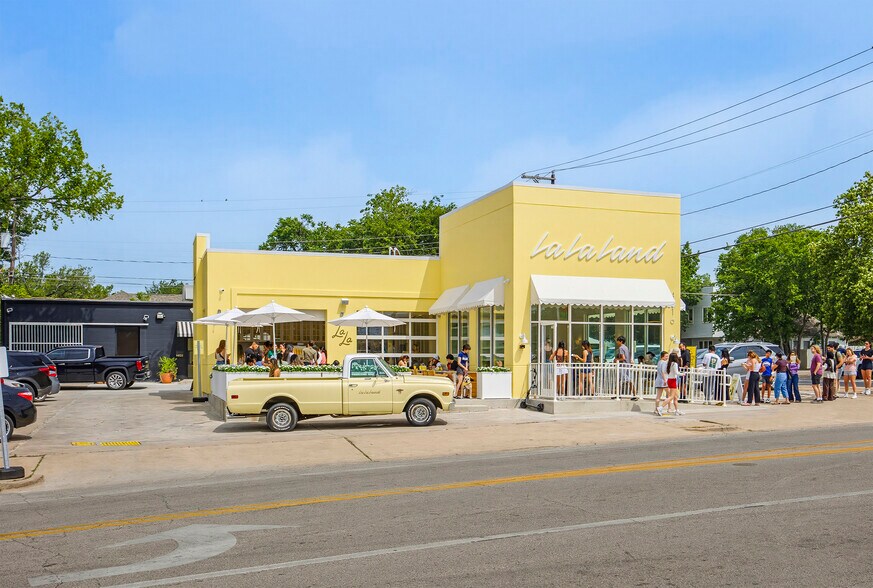 4418 Burnet Rd, Austin, TX à vendre - Photo de l’immeuble – Image 2 sur 12