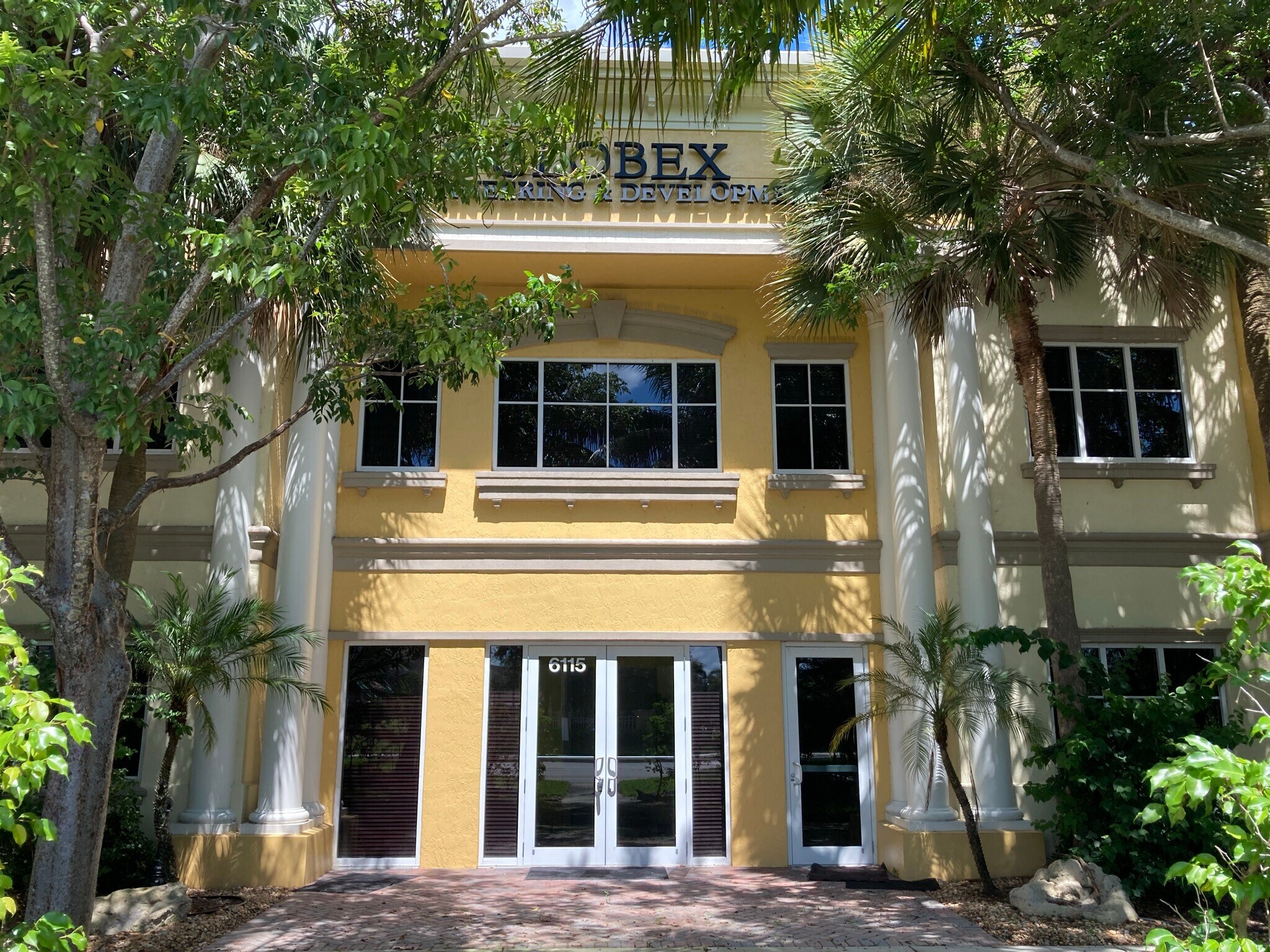 6115 Lyons Rd, Coconut Creek, FL à vendre Photo principale– Image 1 sur 20