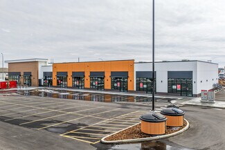 Plus de détails pour 4280 199 St NW, Edmonton, AB - Local commercial à vendre