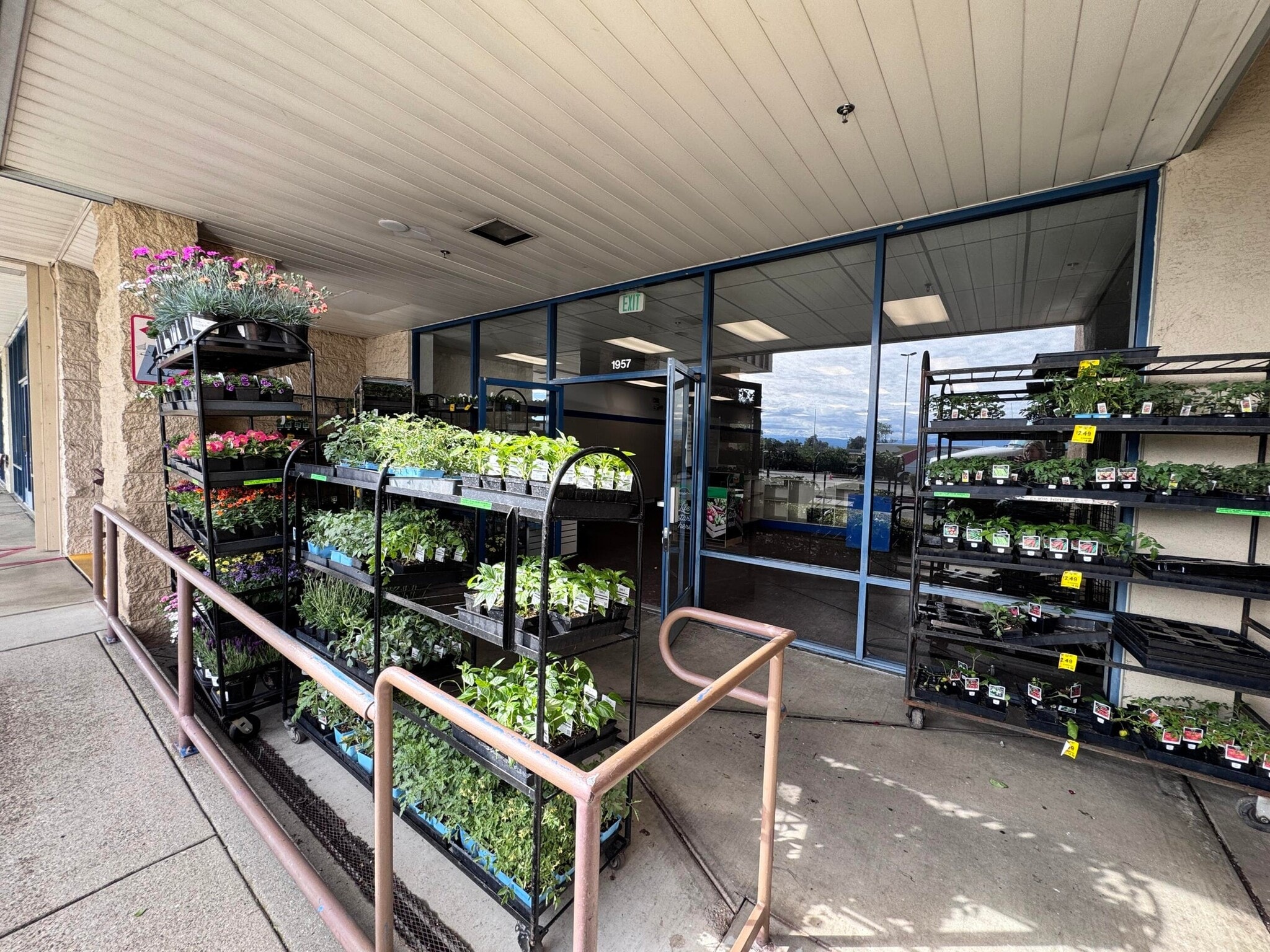 1699-1785 State Highway 273, Anderson, CA à louer Photo intérieure– Image 1 sur 8