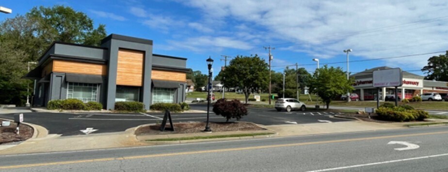 1040 Main St, Altavista, VA à vendre - Photo de l’immeuble – Image 2 sur 3