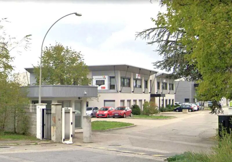 Bureau dans Saint-Priest à louer - Photo de l’immeuble – Image 1 sur 16