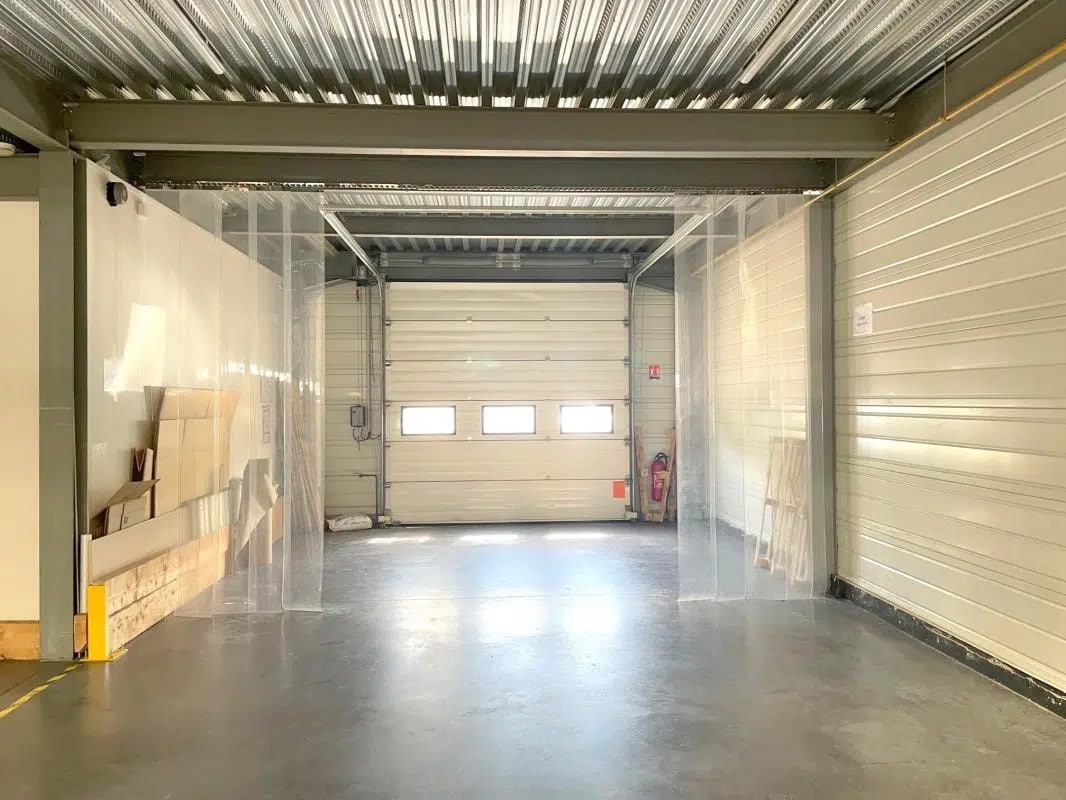 Bureau dans Poissy à louer Photo intérieure– Image 1 sur 8