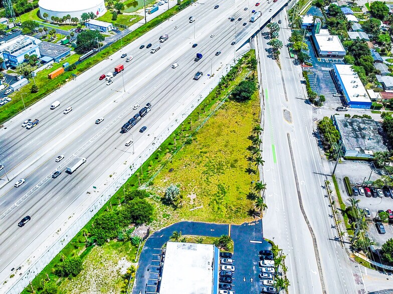 3939 N Powerline Rd, Fort Lauderdale, FL à vendre - Photo de l’immeuble – Image 2 sur 6