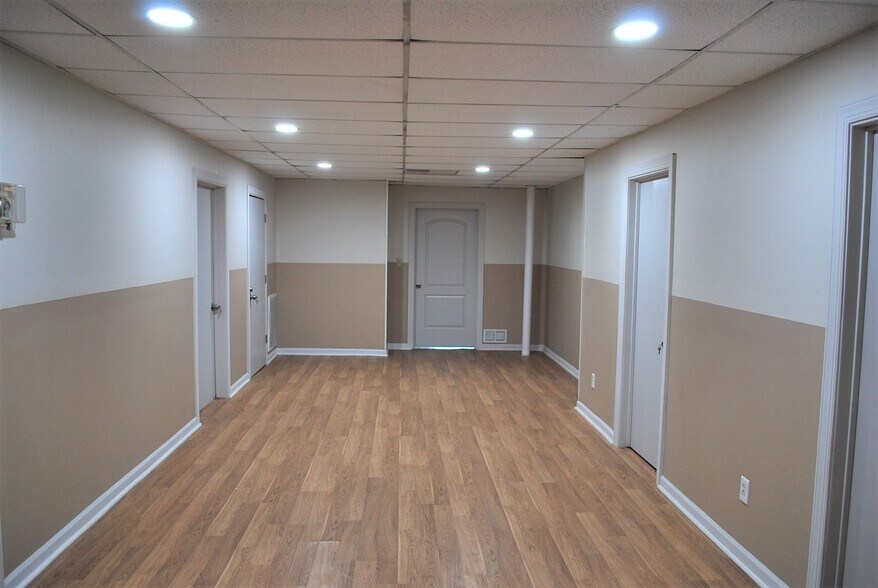 1523 Salisbury Rd, Statesville, NC à louer - Photo de l’immeuble – Image 3 sur 11