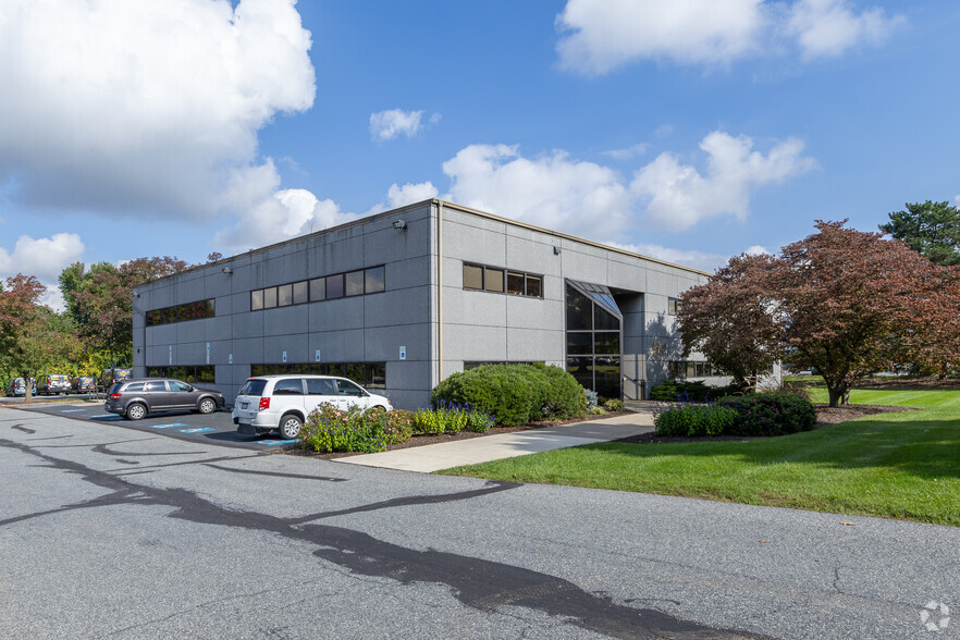 2158 Avenue C, Bethlehem, PA à louer - Photo de l’immeuble – Image 3 sur 7