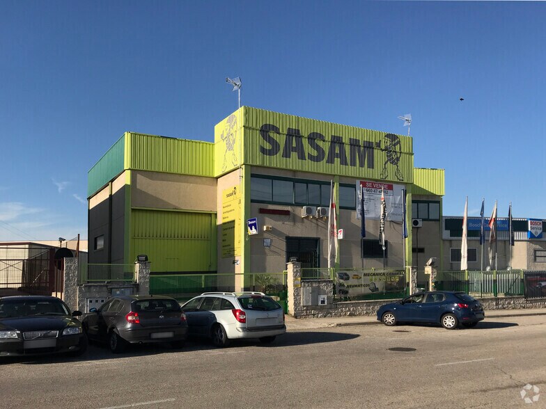 Industriel/Logistique dans Móstoles, Madrid à vendre - Photo principale – Image 1 sur 20