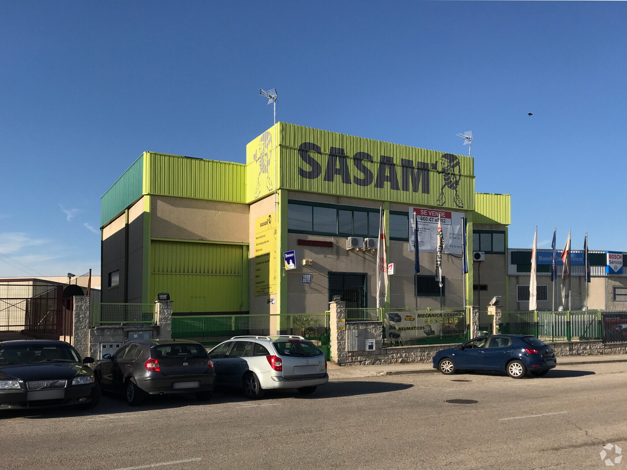 Industriel/Logistique dans Móstoles, Madrid à vendre Photo principale– Image 1 sur 21