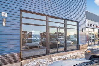 3723B 8 Av SW, Edmonton, AB à louer Photo intérieure– Image 2 sur 8