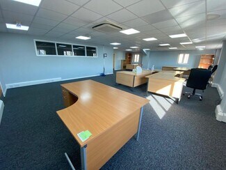 Plus de détails pour 1 Riverside Av W, Lawford - Industriel/Logistique à louer