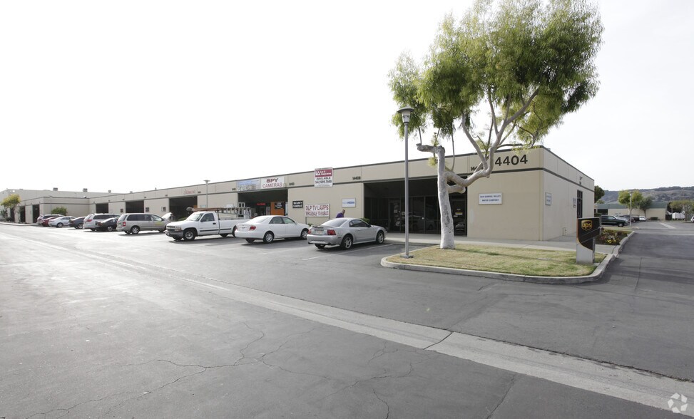 14404-14424 E Valley Blvd, City of Industry, CA à louer - Photo de l’immeuble – Image 1 sur 3