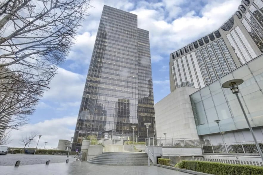 100-101 Terrasse Boieldieu, Puteaux à louer - Photo de l’immeuble – Image 1 sur 2