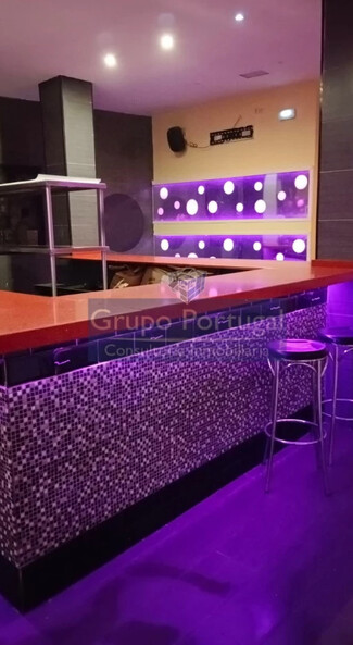 Plus de détails pour Local commercial à louer