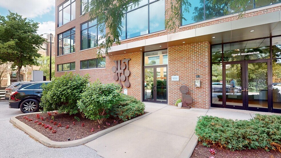 1229 W Washington Blvd, Chicago, IL à louer - Photo de l’immeuble – Image 2 sur 15