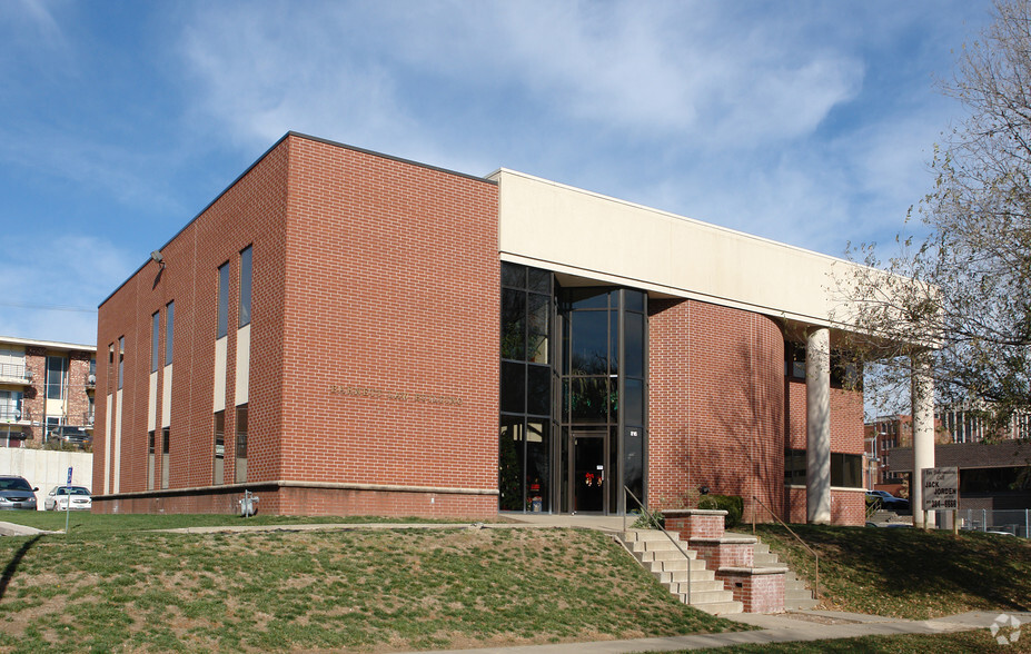818 Ann Ave, Kansas City, KS à louer - Photo de l’immeuble – Image 2 sur 4