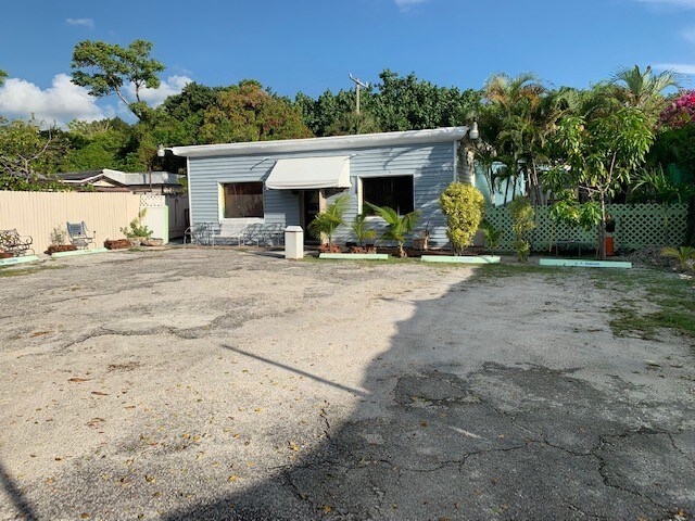 411 15th St, West Palm Beach, FL à louer Photo principale– Image 1 sur 3