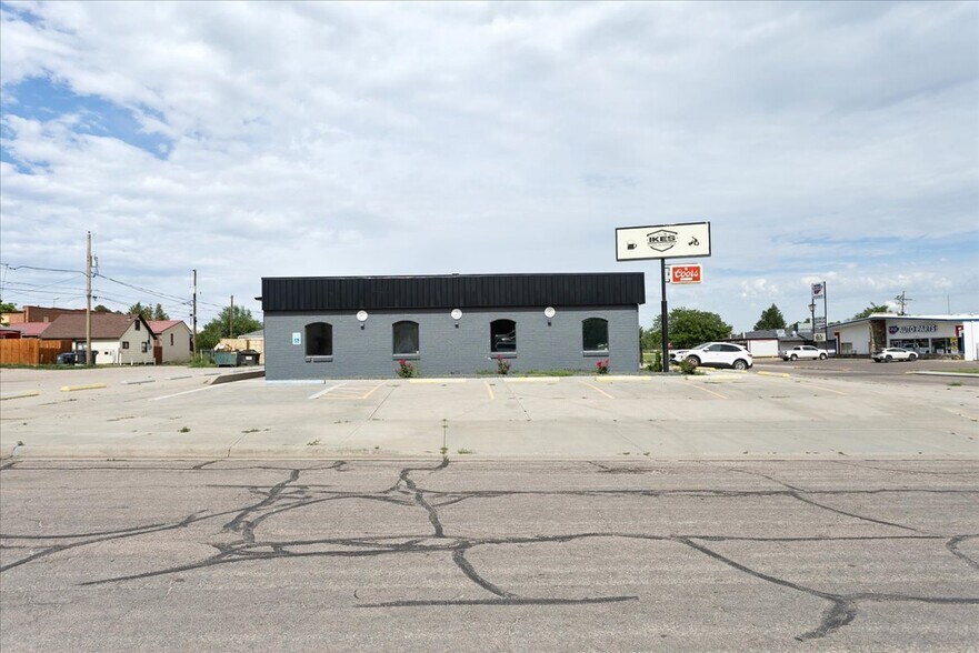 122 W 6th St, Cheyenne, WY à vendre - Photo de l’immeuble – Image 2 sur 48