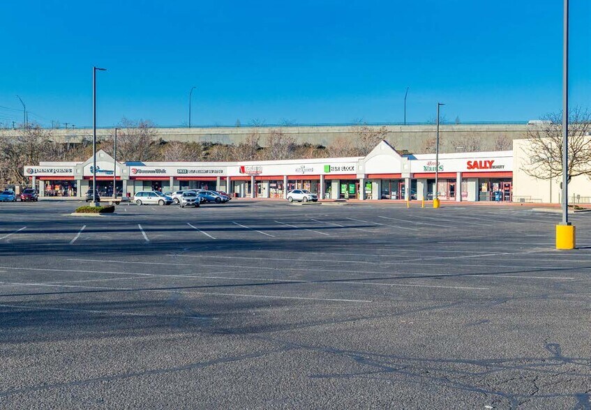 2655-2789 S Broadway Ave, Boise, ID à louer - Photo de l’immeuble – Image 2 sur 5