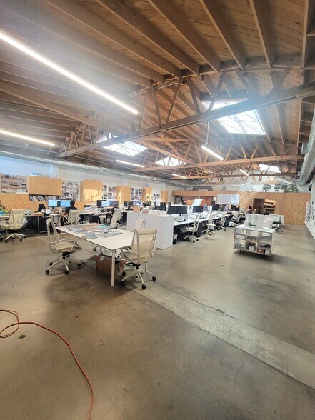 4106 W Jefferson Blvd, Los Angeles, CA à vendre - Photo de l’immeuble – Image 2 sur 13