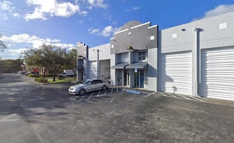 12251 SW 128th Ct, Miami FL - Immobilier d'entreprise