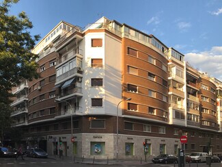 Plus de détails pour Bureau/Local commercial à louer