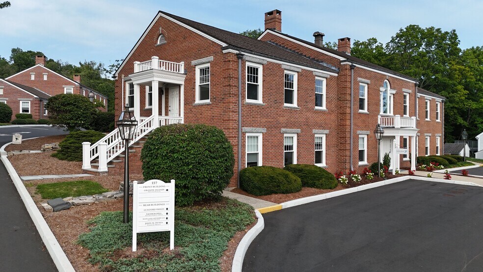 157 Goose Ln, Guilford, CT à louer - Photo de l’immeuble – Image 2 sur 7