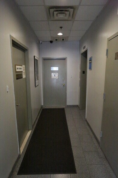9101 4th Ave, Brooklyn, NY à louer - Photo intérieure – Image 3 sur 21