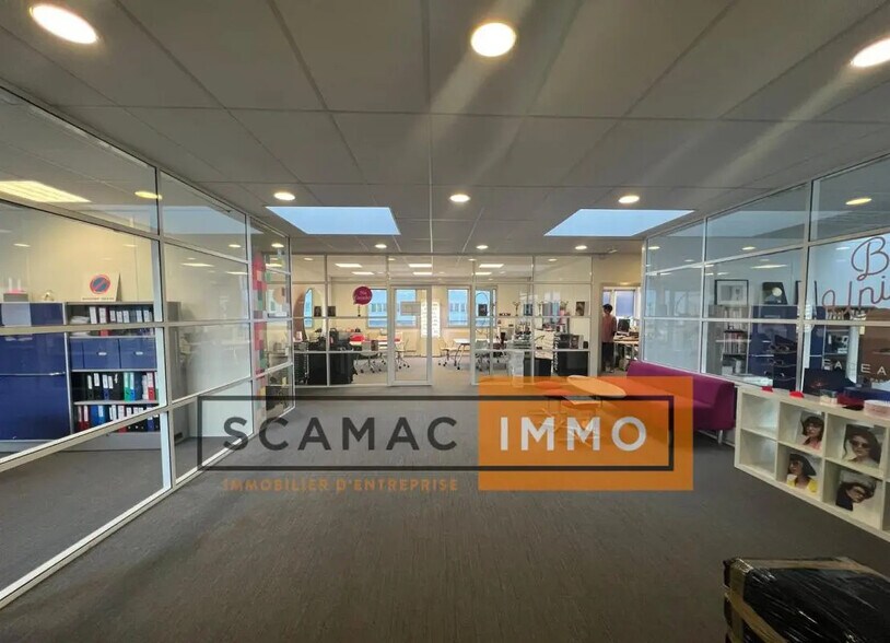 189 Rue D'Aubervilliers, Paris à louer - Photo de l’immeuble – Image 1 sur 7