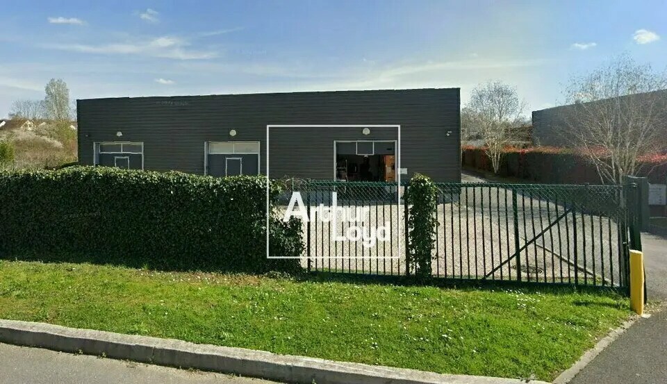 119 Rue Des Hetres, Chartrettes à louer - Photo de l’immeuble – Image 1 sur 2