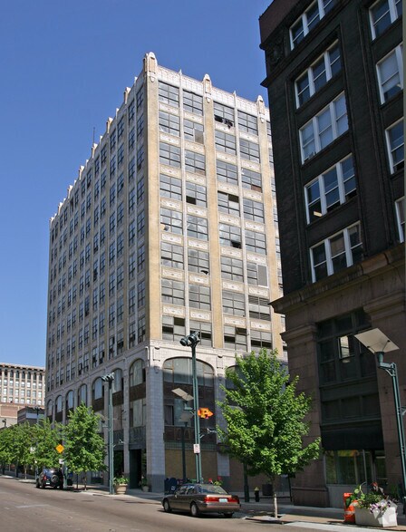 1307 Washington Ave, Saint Louis, MO à louer - Photo de l’immeuble – Image 2 sur 54