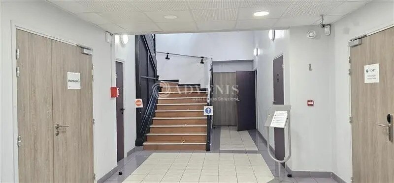 Bureau dans Lesquin à louer - Photo de l’immeuble – Image 2 sur 6