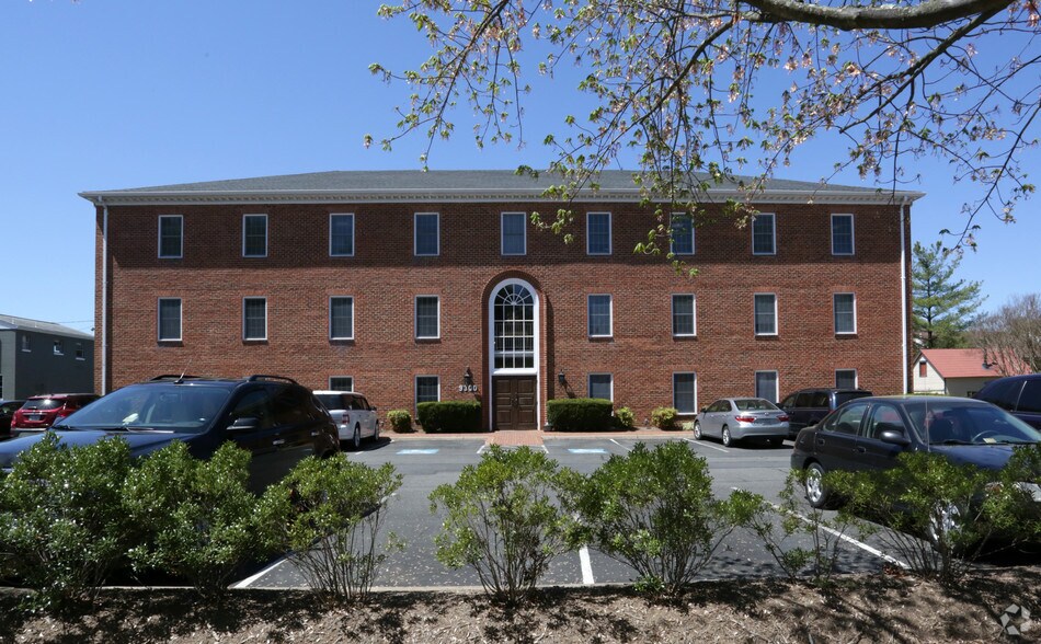 9300 Grant Ave, Manassas, VA à louer - Photo de l’immeuble – Image 3 sur 8