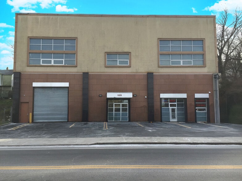 526 Richmond Ter, Staten Island, NY à louer - Photo de l’immeuble – Image 2 sur 11