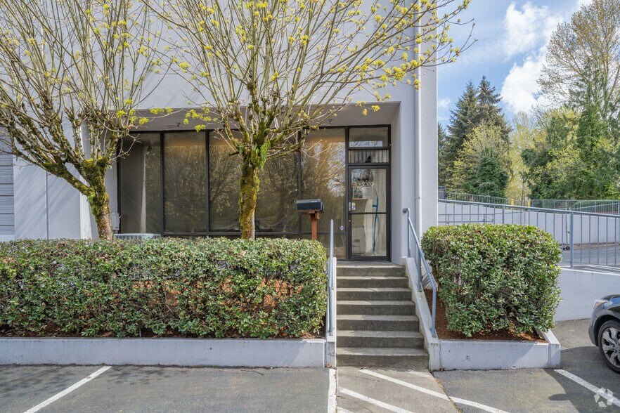 2301-2383 S 200th St, Seatac, WA à louer - Photo de l’immeuble – Image 2 sur 6