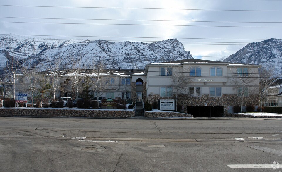 3204-3210 N Canyon Rd, Provo, UT à louer - Photo de l’immeuble – Image 1 sur 24