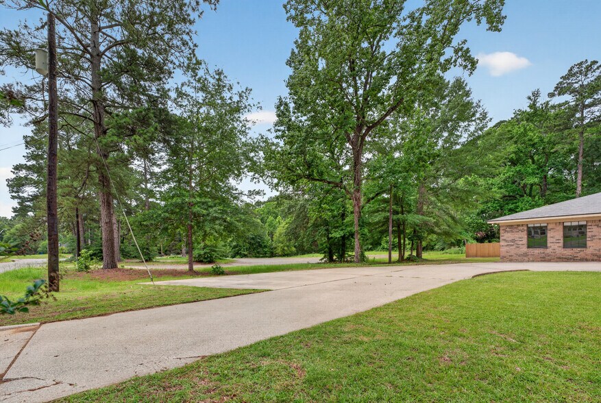 109 Jasper Dr, Marshall, TX à vendre - Photo de l’immeuble – Image 2 sur 53