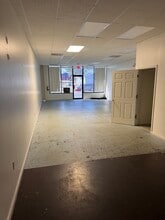 1317 W Poinsett St, Greer, SC à louer Photo intérieure– Image 2 sur 3