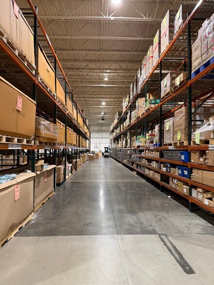 311 Carroll Dr, New Castle, DE à louer - Photo de l’immeuble – Image 2 sur 12