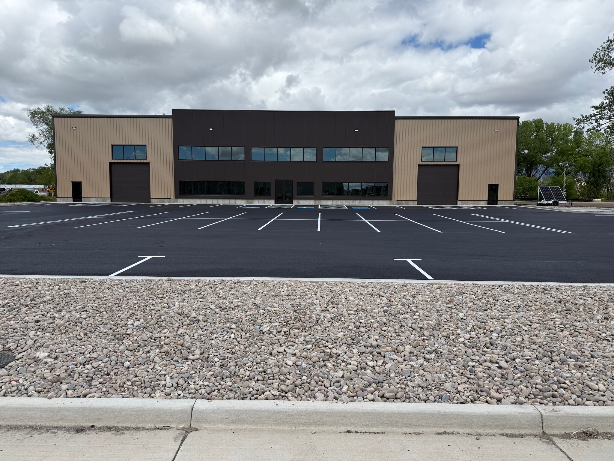 1750 1700 S, West Haven, UT à louer Photo de l’immeuble– Image 1 sur 7