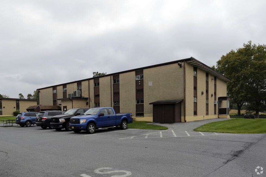 6235 Hamilton Blvd, Allentown, PA à louer - Photo de l’immeuble – Image 2 sur 2