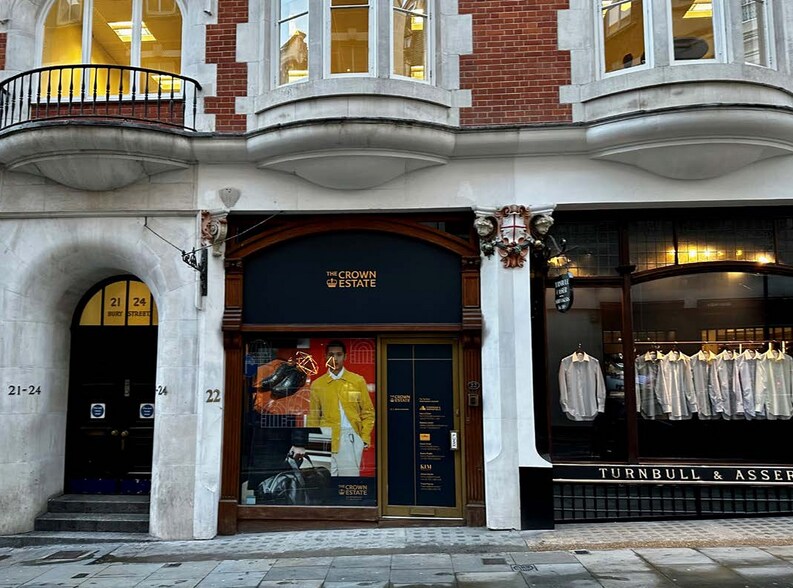 70-72 Jermyn St, Londres à louer - Photo de l’immeuble – Image 2 sur 2