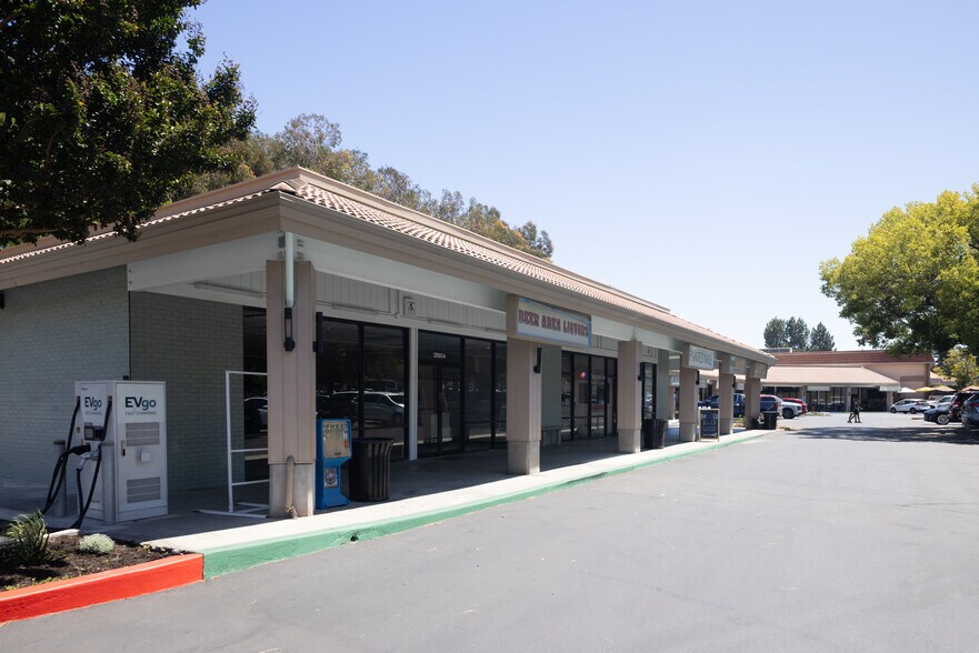 2550 San Ramon Valley Blvd, San Ramon, CA à louer - Photo de l’immeuble – Image 3 sur 3