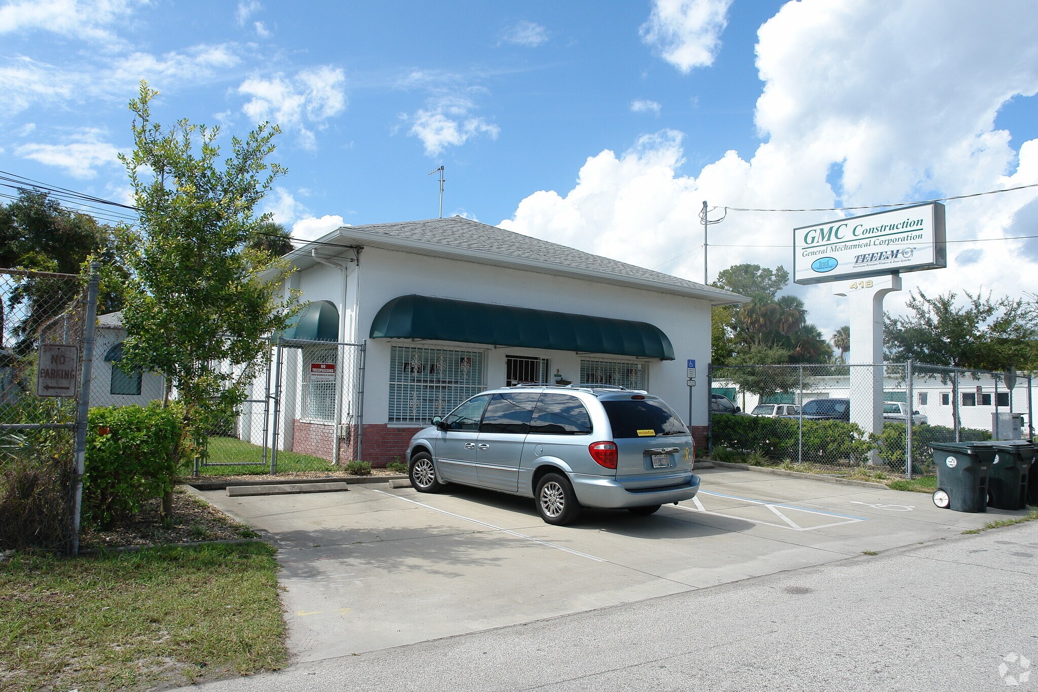 418 N Segrave St, Daytona Beach, FL à vendre Photo principale– Image 1 sur 15